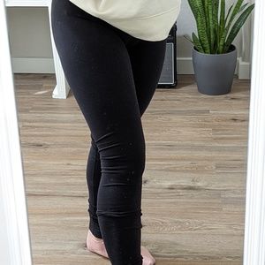 *small damage* Lululemon align mid rise leggings black